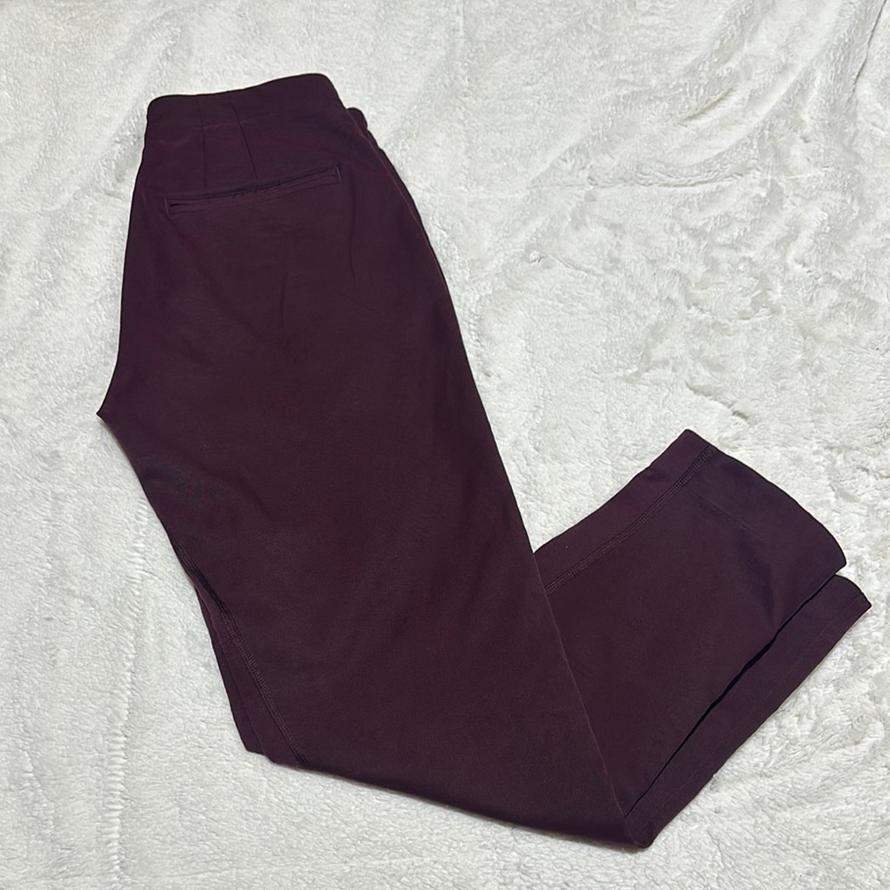Lululemon | size 4 | maroon pants
